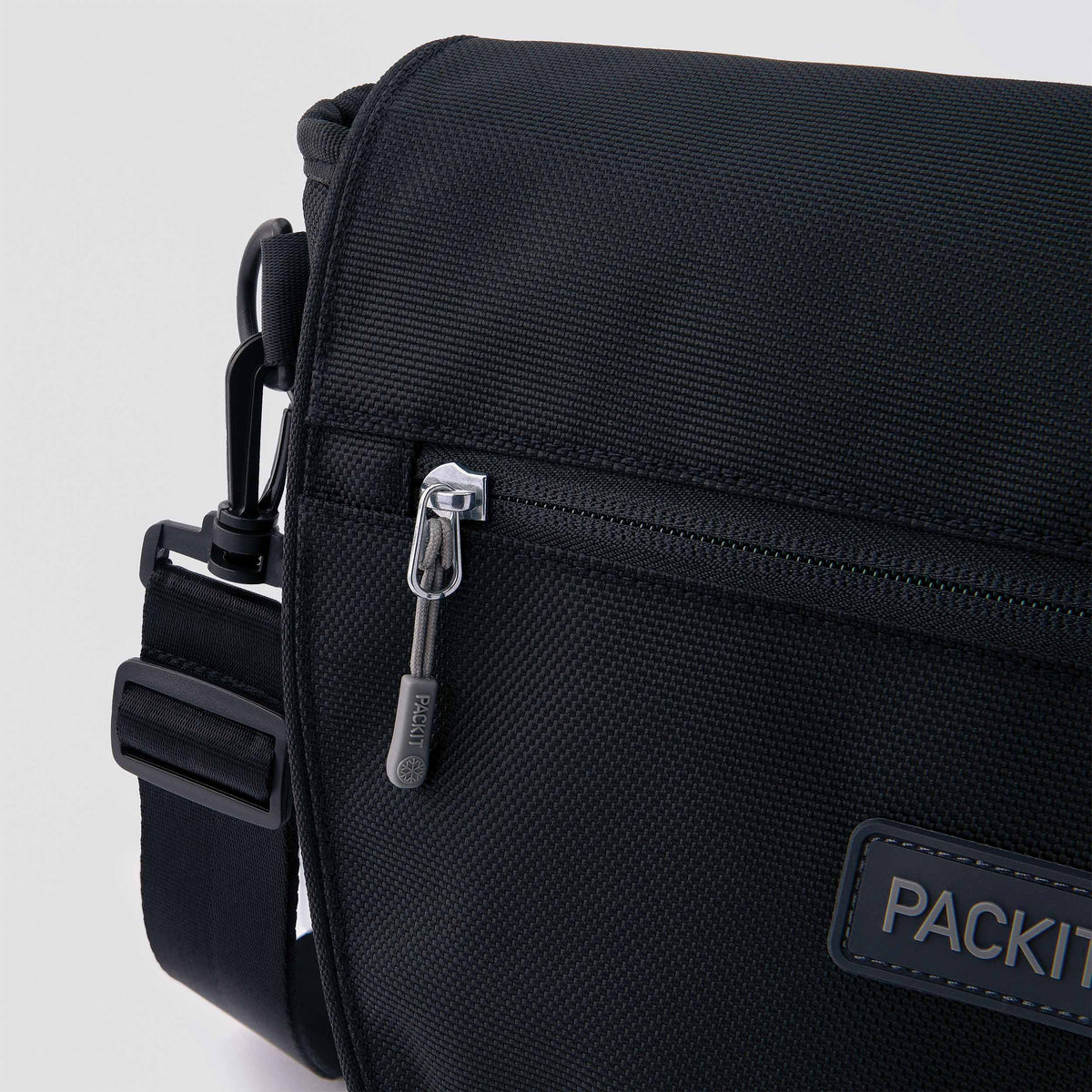 freezable-brooklyn-crossbody-n6 freezable-brooklyn-crossbody-black-ecofreeze-plus-zoom-zipper-pull.jpg