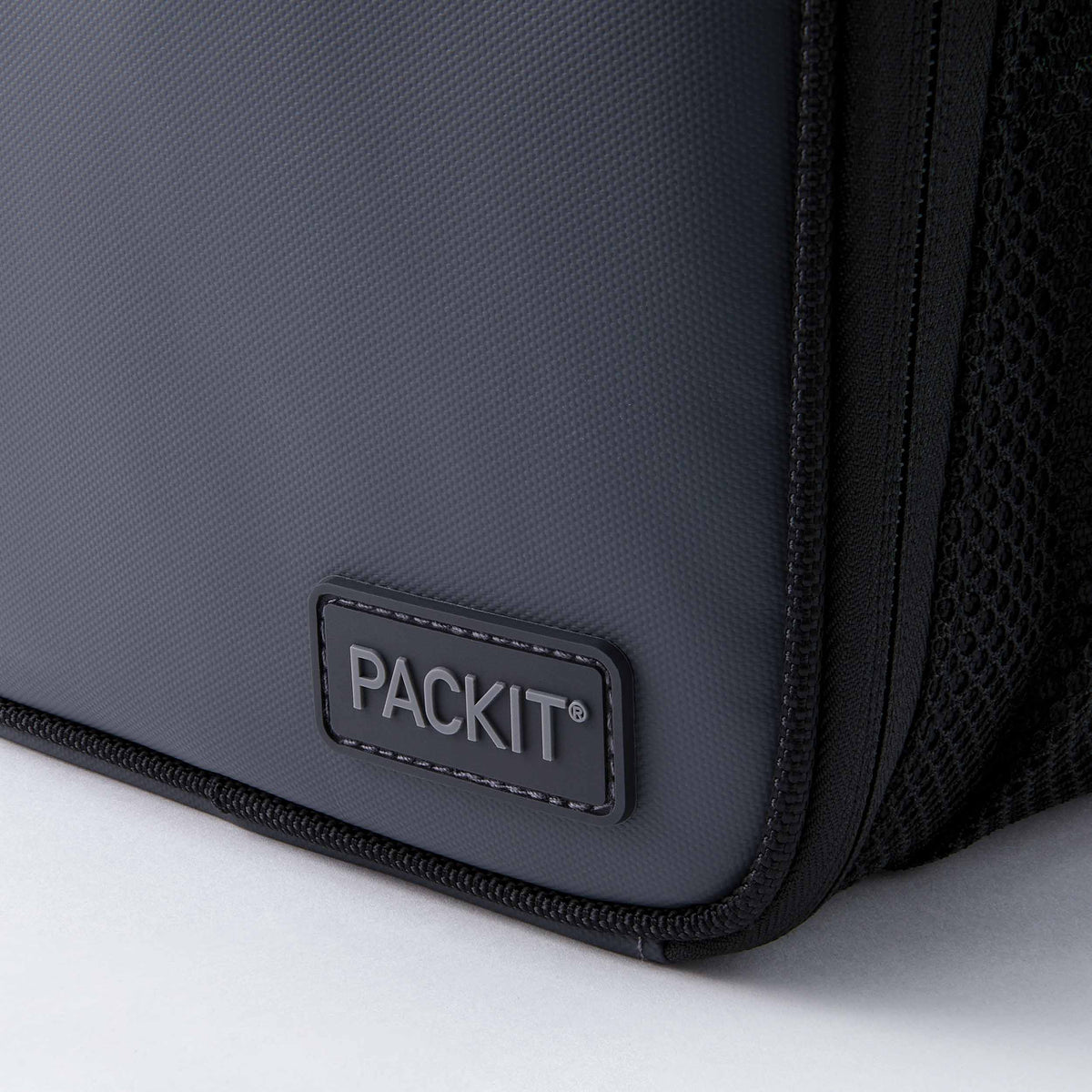 freezable-upright-lunch-box-u2 freezable-upright-lunch-box-black-gray-zoom-logo.jpg