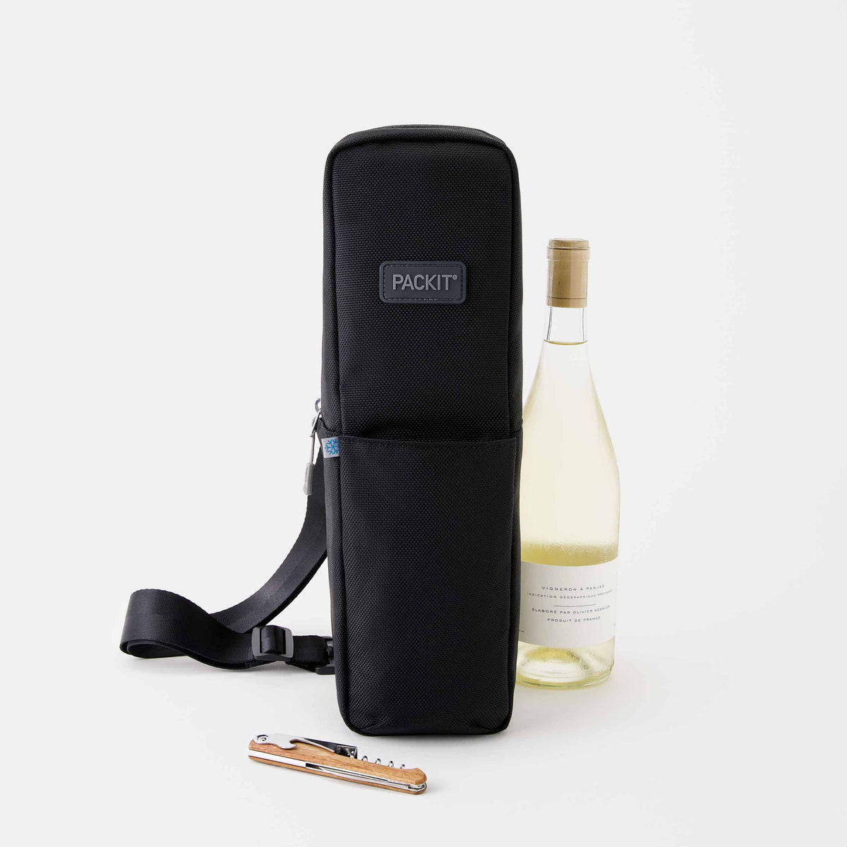 freezable-wine-carrier-x5 freezable-wine-carrier-black-ecofreeze-plus-front-with-wine.jpg