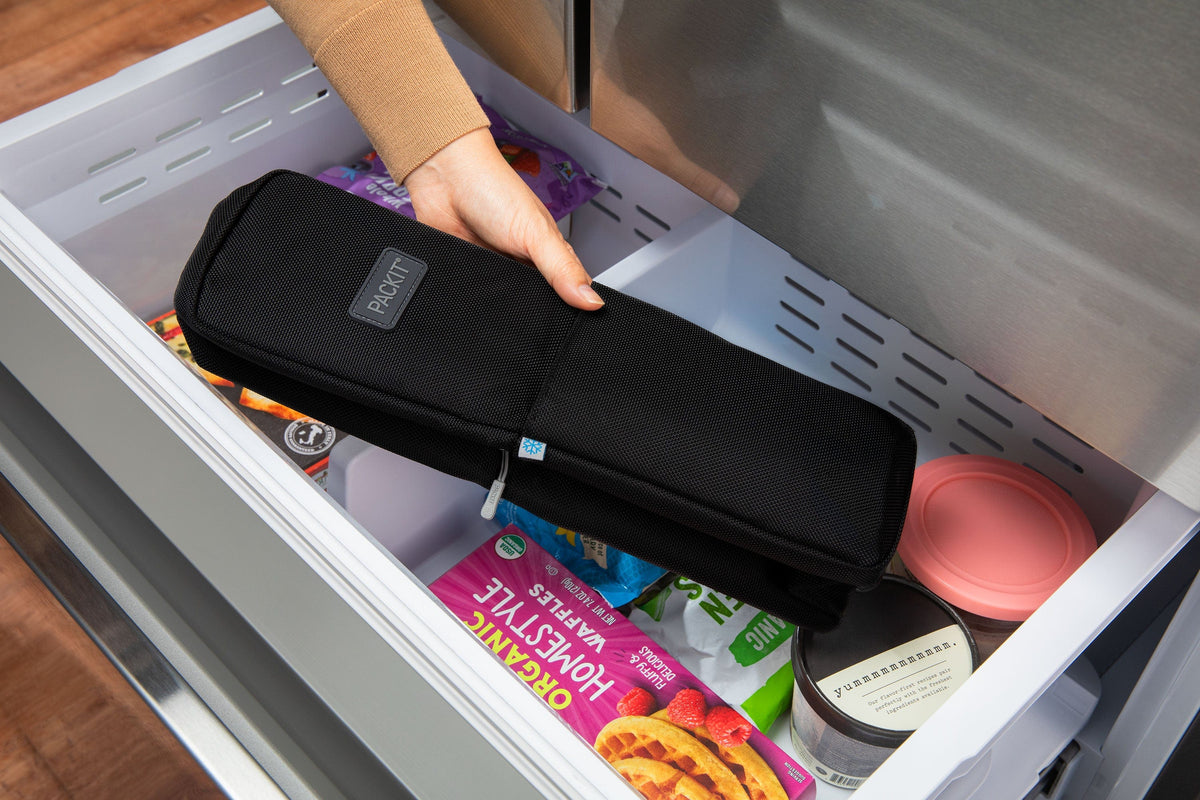 freezable-wine-carrier-x5 freezable-wine-carrier-black-freezer.jpg